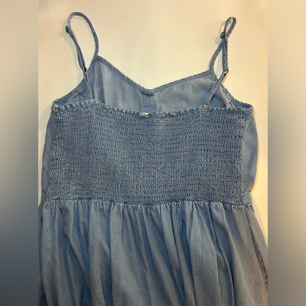 Japna Women’s M Blue Denim Dress Front Buttons Ruffles Steatchy Back Adjustable - Picture 3 of 8